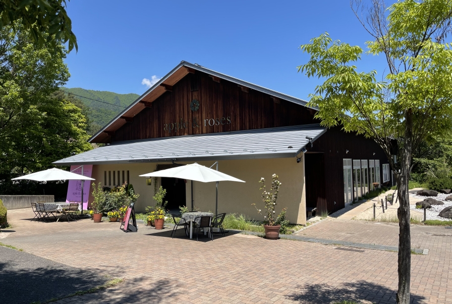 アップル&ローゼス安曇野本店